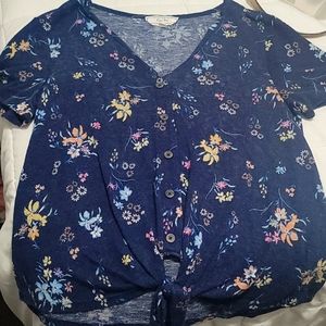 Short sleeve blouse